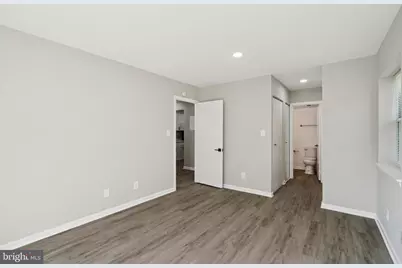 5806 Cove Landing Road #304, Burke, VA 22015 - Photo 7