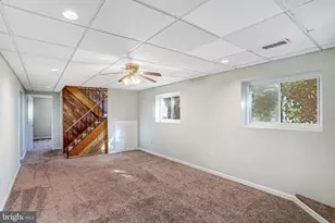 4304 San Carlos Dr, Fairfax, VA 22030 - Photo 23