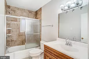 4304 San Carlos Dr, Fairfax, VA 22030 - Photo 15