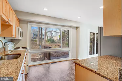 4304 San Carlos Drive, Fairfax, VA 22030 - Photo 13