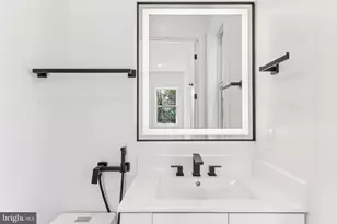 7927 Ashboro Dr, Alexandria, VA 22309 - Photo 19