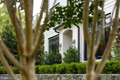 827 Dolley Madison Boulevard, McLean, VA 22101 - Photo 5