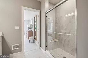 2157 Glacier Rd, Herndon, VA 20170 - Photo 29