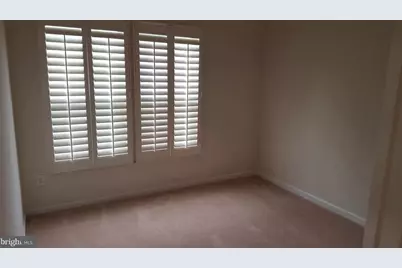 8108 Madrillon Springs Lane, Vienna, VA 22182 - Photo 9