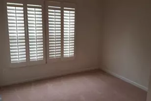 8108 Madrillon Springs Ln, Vienna, VA 22182 - Photo 9