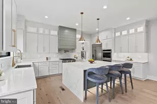402 Marshall Rd SW, Vienna, VA 22180 - Photo 17