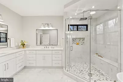 402 Marshall Road SW, Vienna, VA 22180 - Photo 41