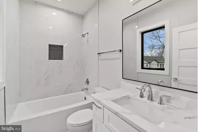 402 Marshall Road SW, Vienna, VA 22180 - Photo 59