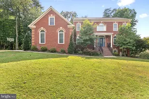12891 Crouch Dr, Fairfax, VA 22030 - Photo 1