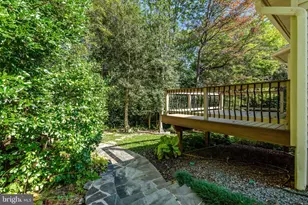 10822 Mt Vineyard Ct, Fairfax, VA 22032 - Photo 7