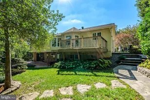 10822 Mt Vineyard Ct, Fairfax, VA 22032 - Photo 9