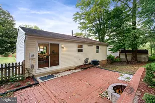 7105 Galgate Dr, Springfield, VA 22152 - Photo 37