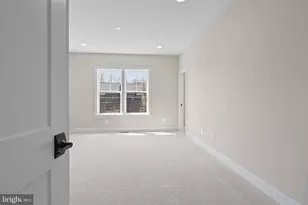 1926 Hileman Rd, Falls Church, VA 22043 - Photo 47