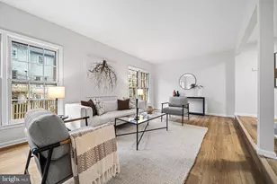 9611 Scotch Haven Dr, Vienna, VA 22181 - Photo 9