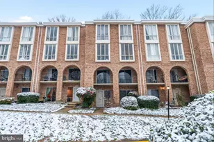 2609 Wagon Dr, Alexandria, VA 22303 - Photo 1