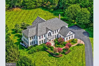 401 Walker Road, Great Falls, VA 22066 - Photo 79