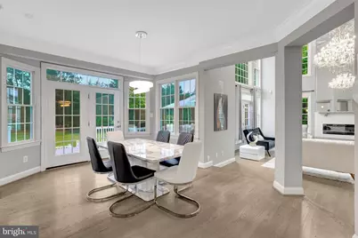 401 Walker Road, Great Falls, VA 22066 - Photo 23