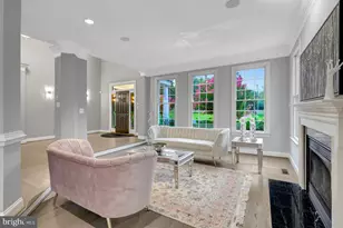 401 Walker Rd, Great Falls, VA 22066 - Photo 9