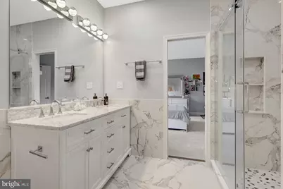 401 Walker Road, Great Falls, VA 22066 - Photo 45