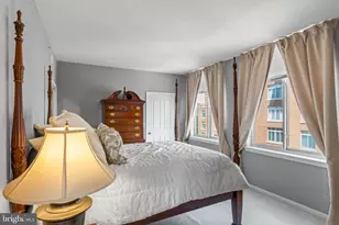 4490 Market Commons Dr, Fairfax, VA 22033 - Photo 13