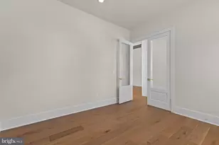 8276 Colling Manor Ct, Alexandria, VA 22308 - Photo 9