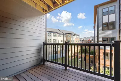 4395 Peach Lily Lane #311, Chantilly, VA 20151 - Photo 9