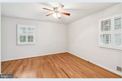 1624 41st Street N, McLean, VA 22101 - Photo 17