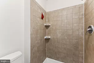 10255 Braddock Rd, Fairfax, VA 22032 - Photo 13