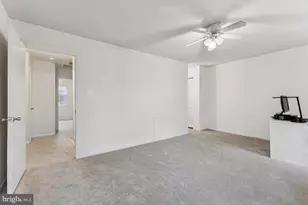 10255 Braddock Rd, Fairfax, VA 22032 - Photo 11