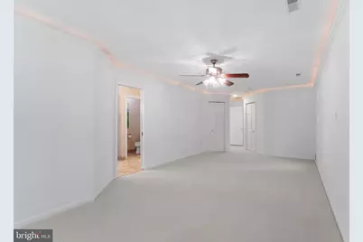 1560 Forest Villa Lane, McLean, VA 22101 - Photo 27