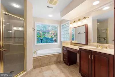 1560 Forest Villa Lane, McLean, VA 22101 - Photo 29