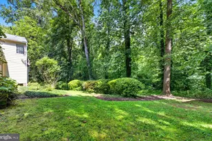 1560 Forest Villa Ln, McLean, VA 22101 - Photo 55