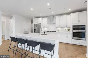 2320 Field Point Rd, Herndon, VA 20171 - Photo 9