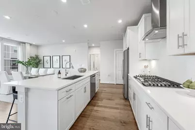 2320 Field Point Road #201, Herndon, VA 20171 - Photo 11