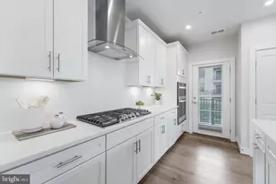 2320 Field Point Rd, Herndon, VA 20171 - Photo 15