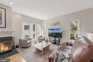 1933 Lakeport Way, Reston, VA 20191 - Photo 25