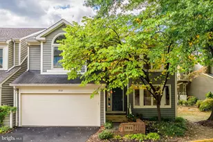 1933 Lakeport Way, Reston, VA 20191 - Photo 3