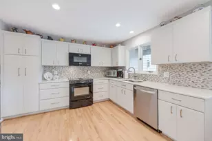 1933 Lakeport Way, Reston, VA 20191 - Photo 15