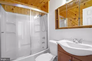 6710 Red Jacket Rd, Springfield, VA 22152 - Photo 45