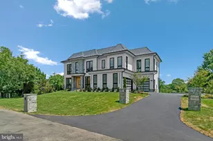 5265 Chandley Farm Cir, Centreville, VA 20120 - Photo 3