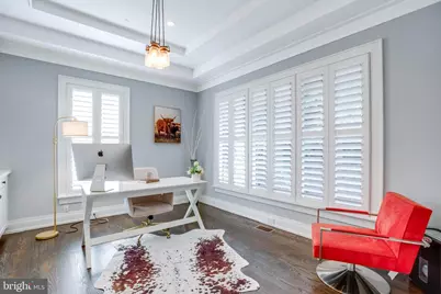 510 Walker Street SW, Vienna, VA 22180 - Photo 5