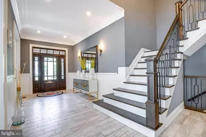 510 Walker Street SW, Vienna, VA 22180 - Photo 3