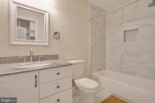 1439 Northgate Square, Reston, VA 20190 - Photo 5