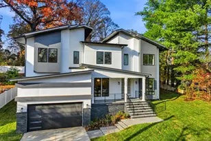 7306 Sportsman Dr, Falls Church, VA 22043 - Photo 1