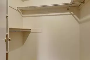 10208 Bushman Dr, Oakton, VA 22124 - Photo 17