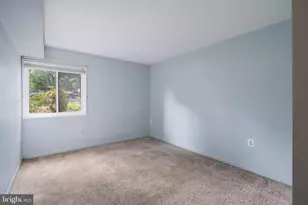 1422 Northgate Square, Reston, VA 20190 - Photo 11