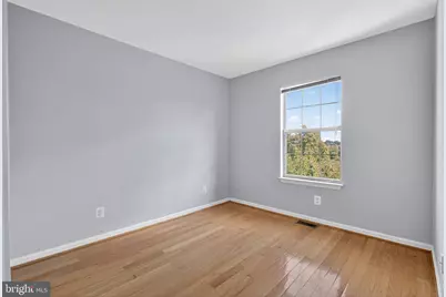 1055 Lexus Way, Herndon, VA 20170 - Photo 9