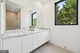 1039 Harriman St, Great Falls, VA 22066 - Photo 47