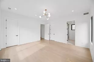 1039 Harriman St, Great Falls, VA 22066 - Photo 71