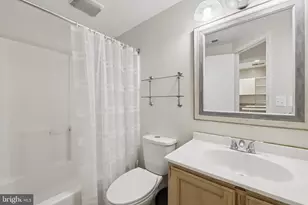 7673 Northern Oaks Ct, Springfield, VA 22153 - Photo 35